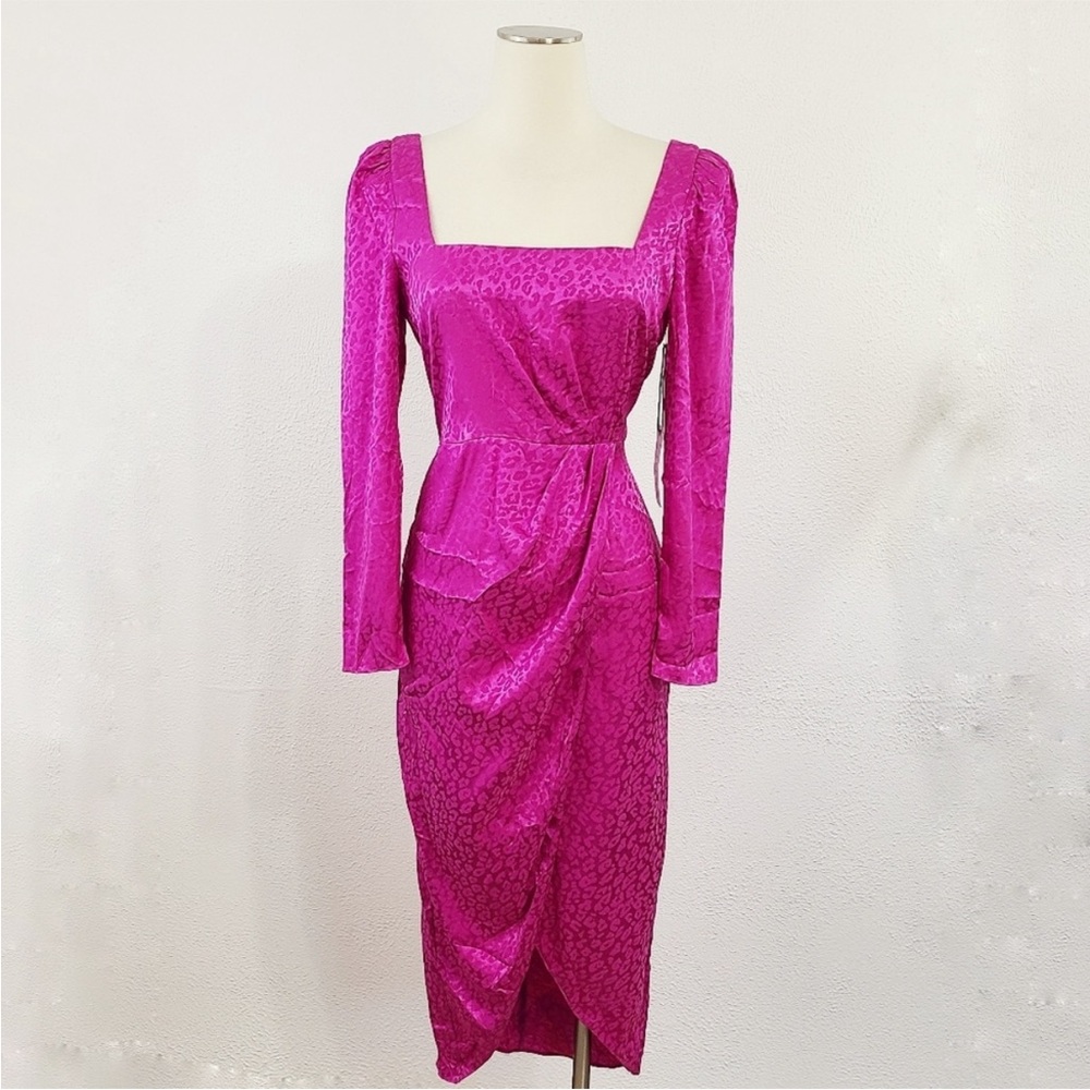 SAYLOR Fuchsia Long Sleeve Midi Dress